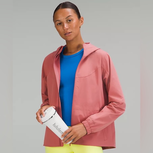 NWT Lululemon 24 OZ Back To Life Tumbler - Picture 3 of 4